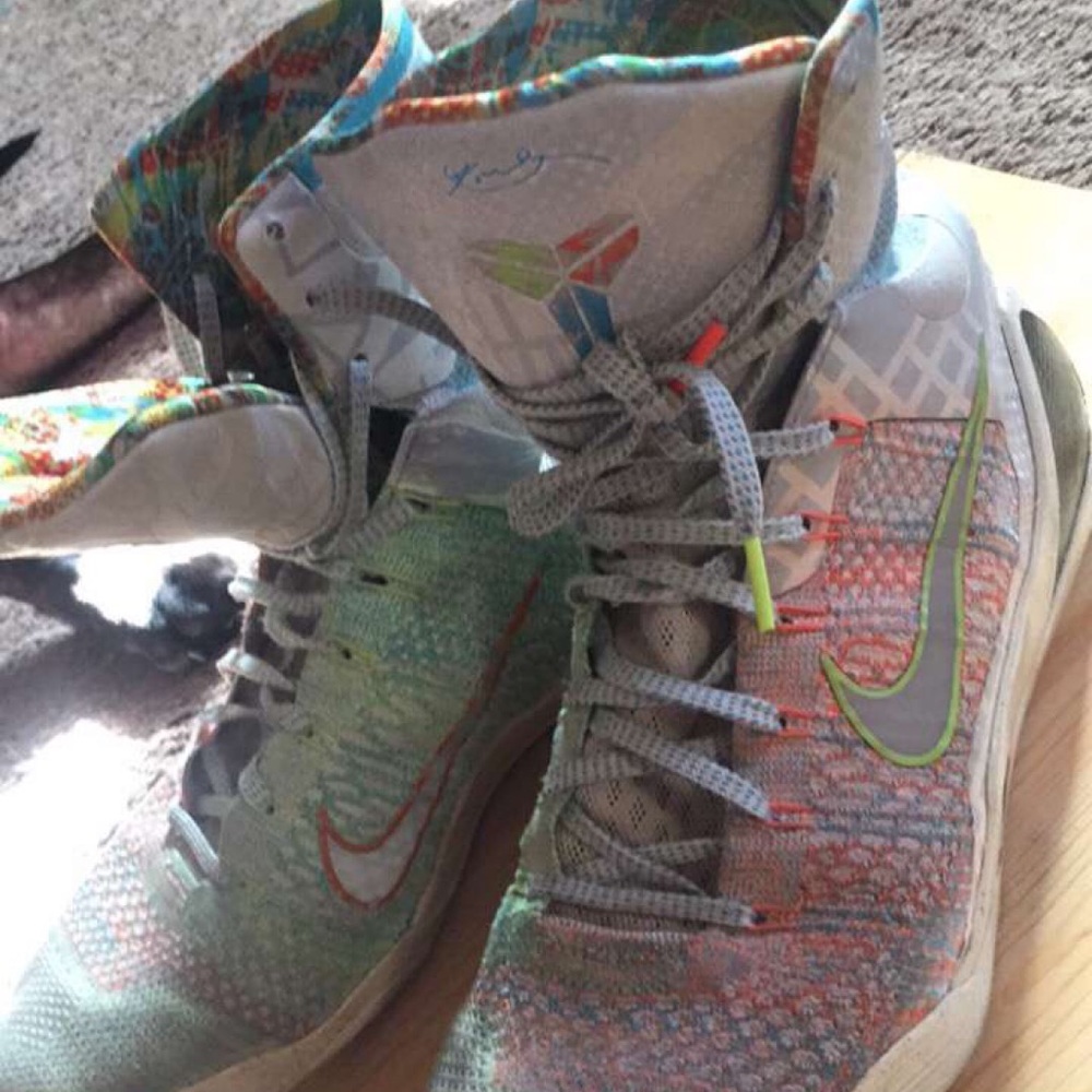 Kobe 9 “what thes”